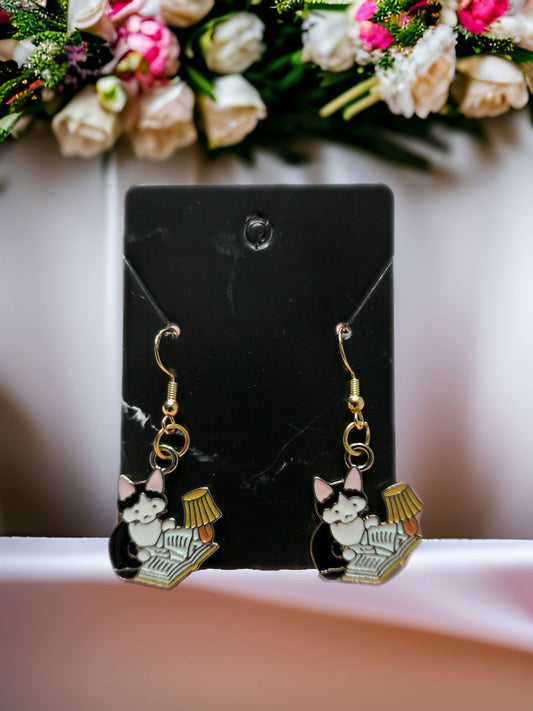 Cozy Cat Reader Earrings